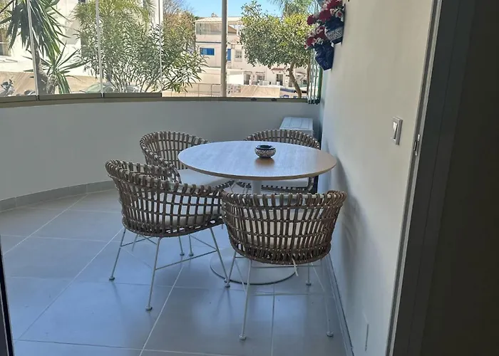 Modern Op 200m Benalmadena